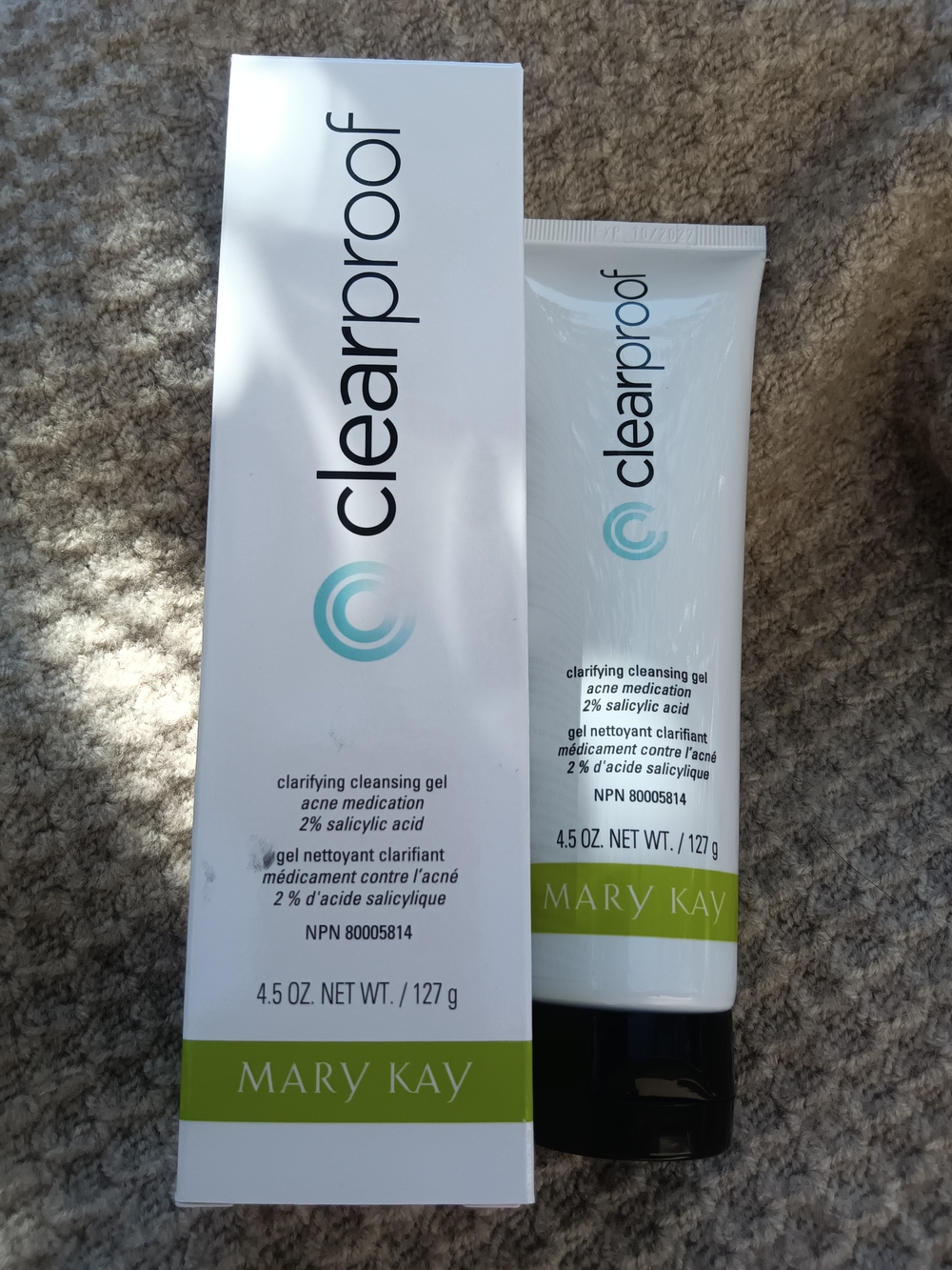 Mary Kay Clearproof Clarifying Cleansing Gel - White/Teal.Unixes